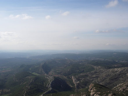 France Provence, Montagne Sainte Victoire (Cezanne's Mountain), Montagne Sainte Victoire View Over Aix, Walkopedia