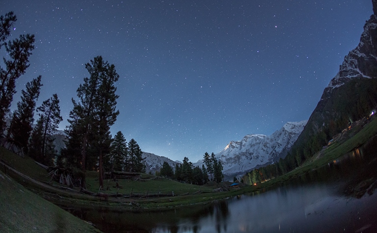 Pakistan, Nanga Parbat, The moon and the stars over Nanga Parbat , Walkopedia