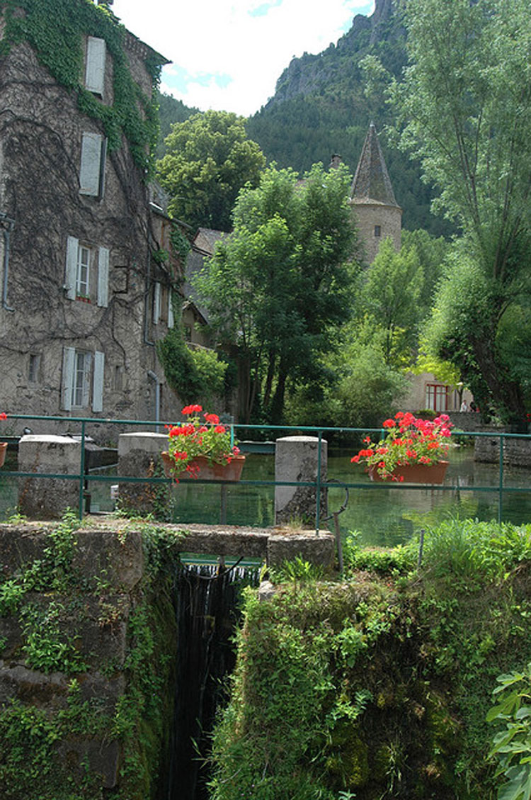 Florac - ©Flickr user Chris Ruggles... Robert Louis Stevenson Trail: Florac - ©Flickr user Chris Ruggles...