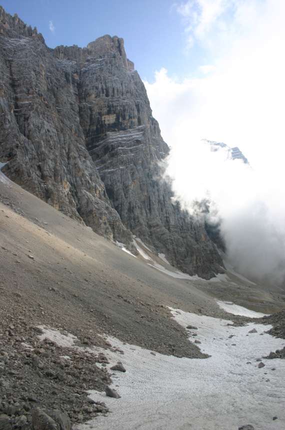 Dolomites Hikes and Walks: Val d"Aracia, Pelmo - © William Mackesy