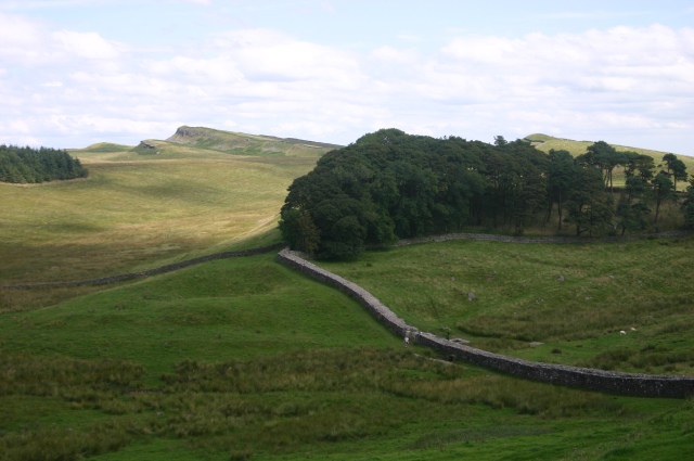 United Kingdom England Hadrian's Wall, Hadrian's Wall Path, East from Housteads, Walkopedia