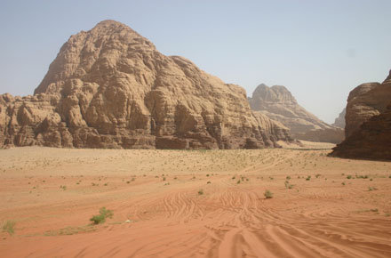 Jordan Wadi Rum, Barrah Canyon, Barrah Canyon - The Funnel Narrows, Walkopedia