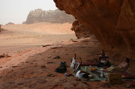 Jordan Wadi Rum, Wadi Siq Makhras and Siq Um Ishrin, Siq Um Ishrin, Walkopedia