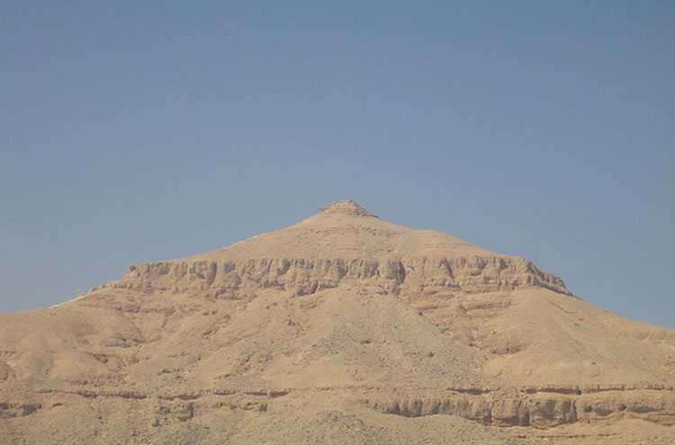 Egypt, To the Valley of the Kings, Pyramid Mountain, Valley of the Kings - © From Flickr user Joanne_and_Matt, Walkopedia