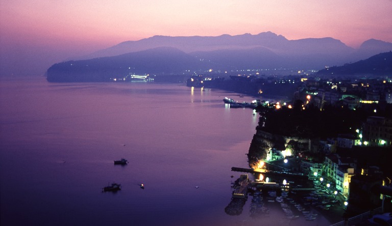 Italy Amalfi Coast, Sorrento Peninsula, Sorrento Dawn, Walkopedia