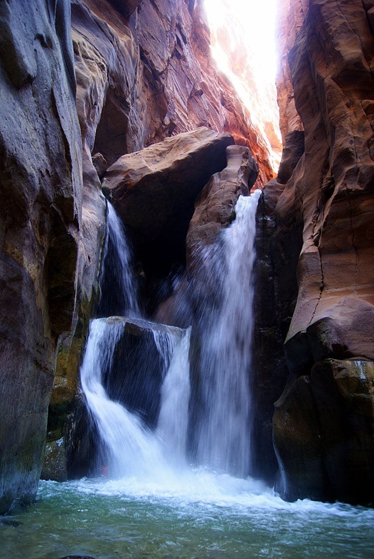 Jordan, Wadi Mujib Nature Reserve, Wadi Mujib Waterfall, Walkopedia