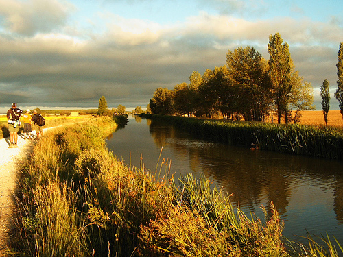 Spain NW The Camino, Camino Frances (Camino de Santiago), Canal, Camino Frances, Walkopedia