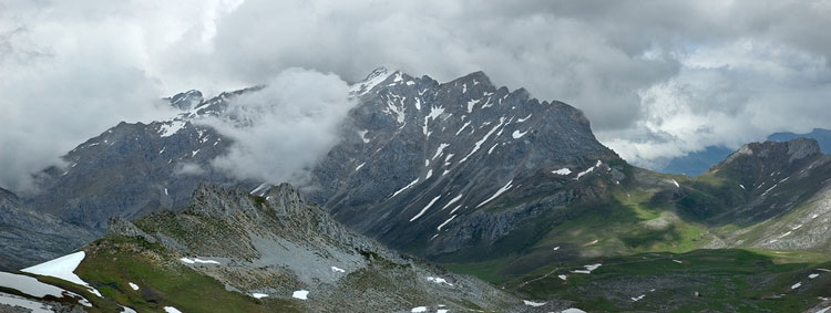 Spain NW Picos de Europa, Aliva Circuit, Aliva Panorama, Walkopedia