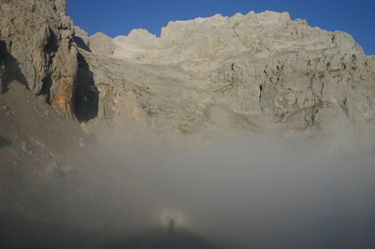 Spain NW Picos de Europa, Picos de Europa, Buddha's halo, Walkopedia