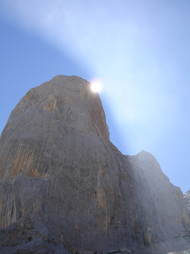 Spain NW Picos de Europa, Picos de Europa, El Naranjo de Bulnes, Walkopedia