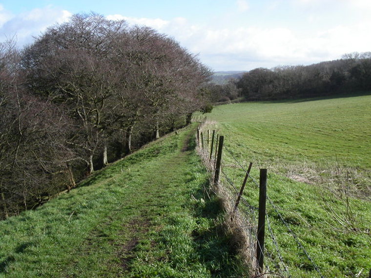 United Kingdom England Cotswolds, Cotswold Way, Cotswold Way at Ring Hill , Walkopedia