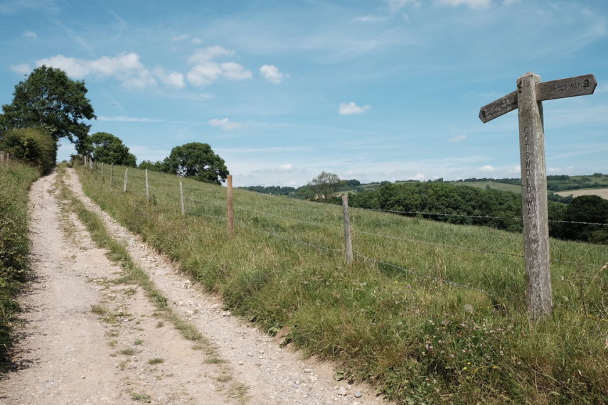 United Kingdom England Cotswolds, Cotswold Way, Cotswold Way sign , Walkopedia