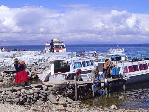 Bolivia Lake Titicaca, Isla del Sol, Locals on dock, Isla del Sol, Walkopedia