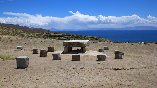 Bolivia Lake Titicaca, Isla del Sol, Sacrificial altar, Isla del Sol, Walkopedia