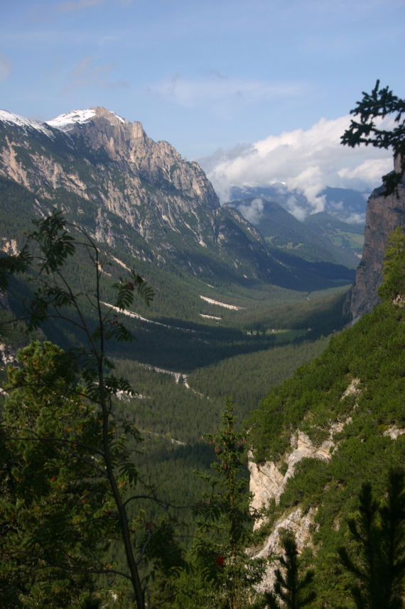 Italy Dolomites, Alta Via 1, Above Pederu, Walkopedia