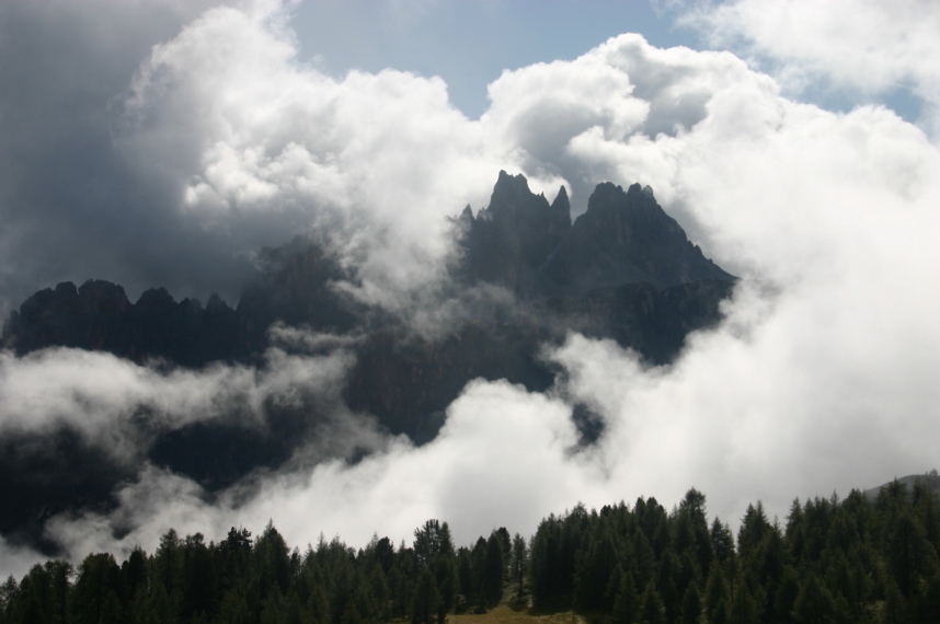 Italy Dolomites, Alta Via 1, From below Cinque Torri, Walkopedia