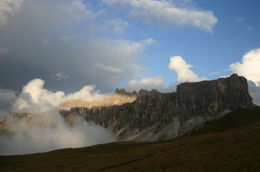 Italy Dolomites, Alta Via 1, Evening light from Passo Giau2, Walkopedia