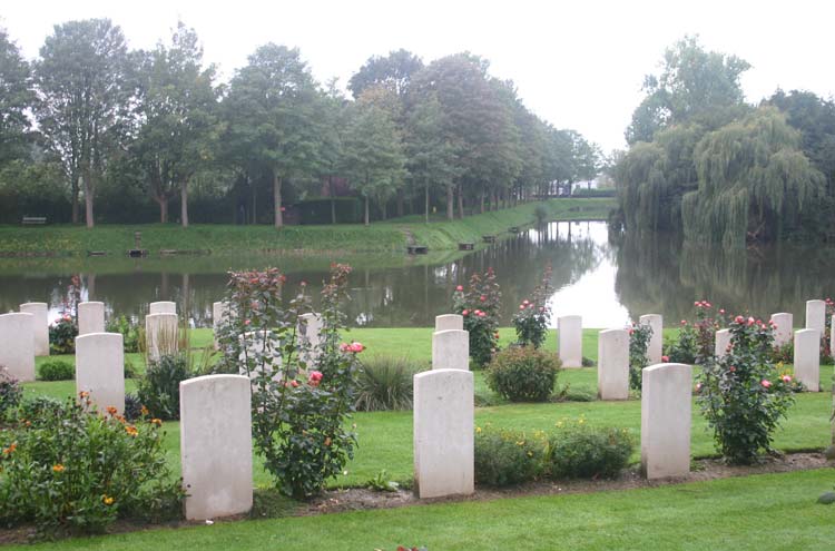 Belgium, Ypres Ramparts, Main Cemetery in Ypres, Walkopedia