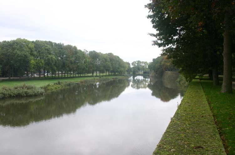 Belgium, Ypres Ramparts, WWI Battlefields, Walkopedia