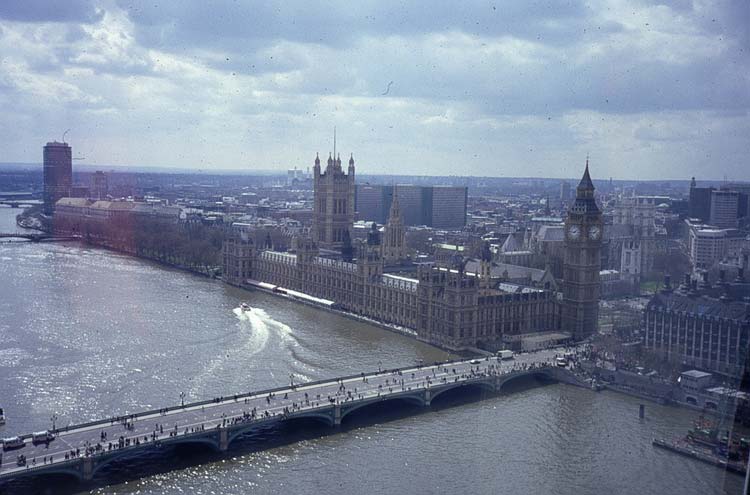 United Kingdom England, Thames Path, Houses of Parliament, Walkopedia