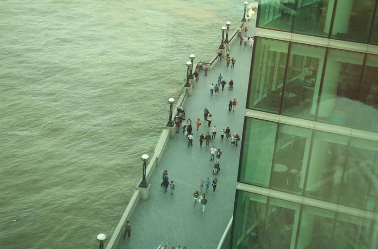 United Kingdom England, Thames Path, Thames Path From Ernst and Young, Walkopedia