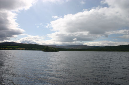 United Kingdom Scotland Cairngorms, Muir of Dinnet (Loch Kinord and Burn O'Vat), , Walkopedia