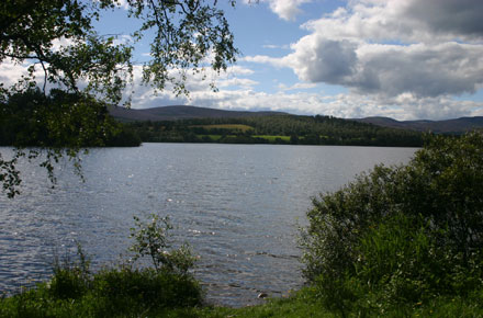 United Kingdom Scotland Cairngorms, Muir of Dinnet (Loch Kinord and Burn O'Vat), , Walkopedia