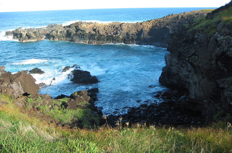 Chile, Easter Island, Easter Island - © From Flickr user RobertNyman, Walkopedia