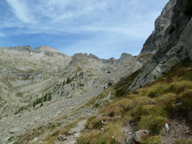 France Alps, GR5 or Grand Traverse des Alpes, Looking east towards Pas du Mont Colomb, Walkopedia