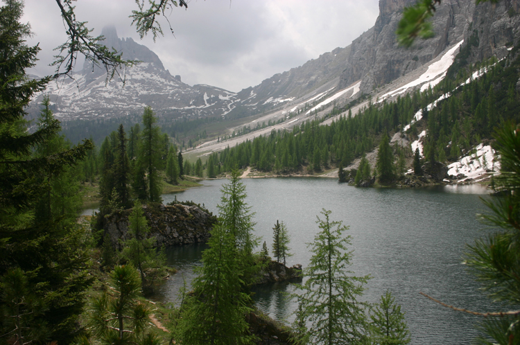 Italy Dolomites, Croda da Lago Circuit, , Walkopedia