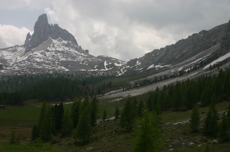 Italy Dolomites, Croda da Lago Circuit, , Walkopedia