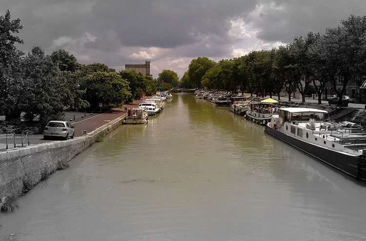 France, Chemin St Jacques, Tarn river at Moissac, Walkopedia