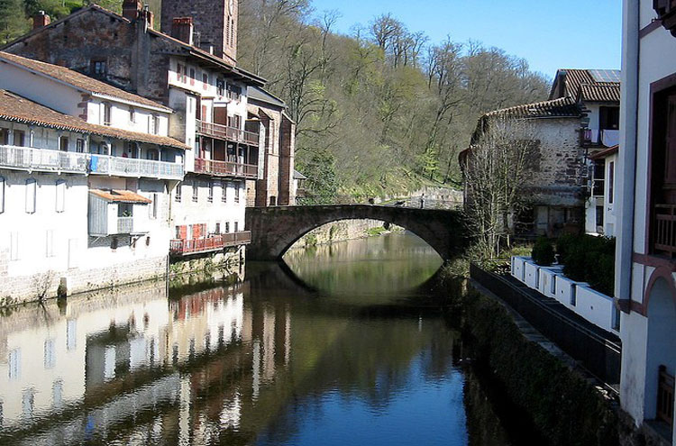 France, Chemin St Jacques, St Jean Pied de Port, Walkopedia