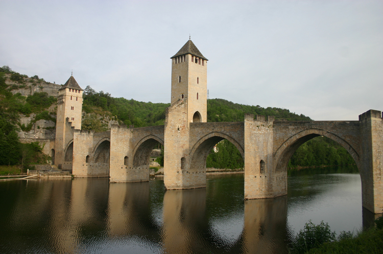 Cahors, cliche for good reason - ©William Mackesy Chemin St Jacques: Cahors, cliche for good reason - ©William Mackesy