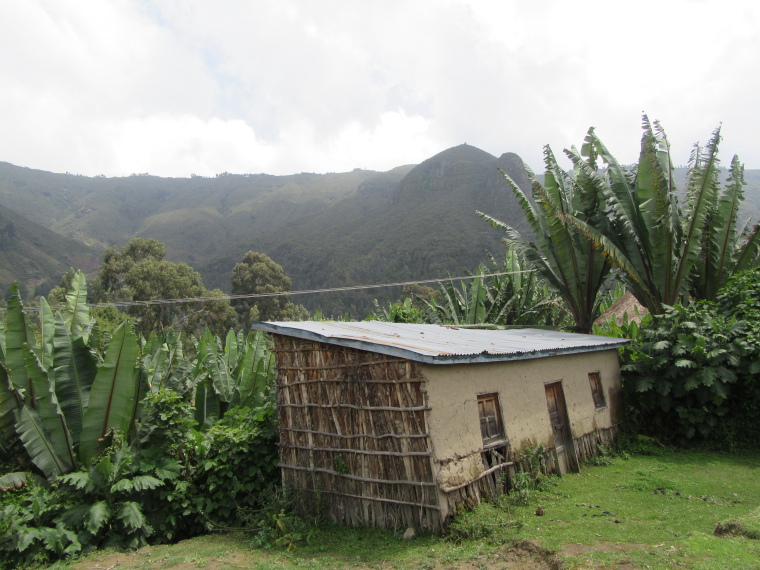 Ethiopia Central, Wonchi Crater Lake , Typical square house in Wenchi Crater , Walkopedia