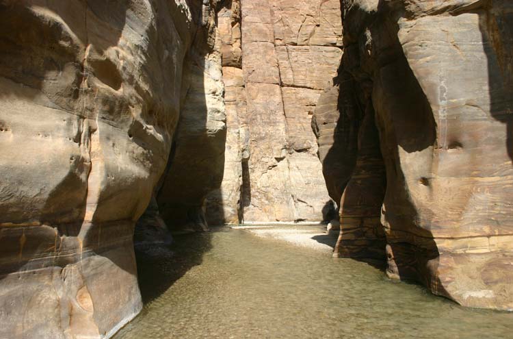 Into the Siq - © William Mackesy Mujib Siq: Into the Siq - © William Mackesy