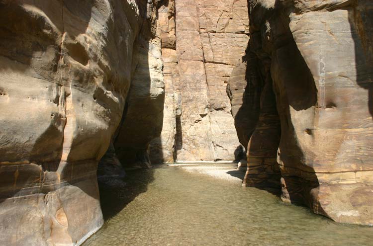 Jordan, Mujib Siq, Into the Siq, Walkopedia