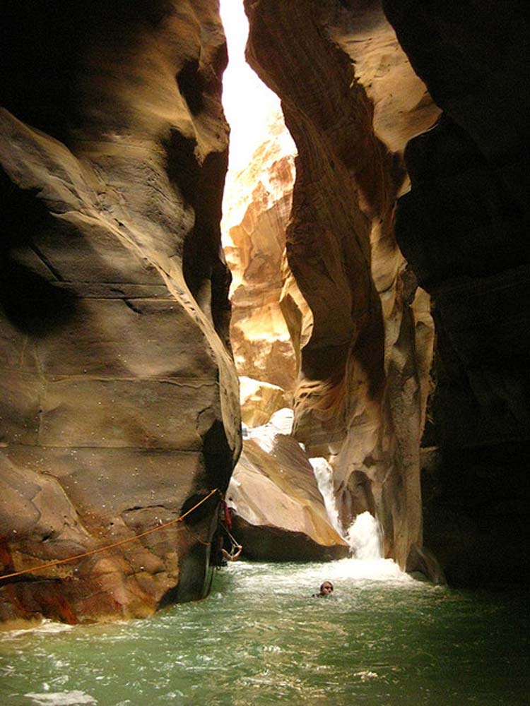 Wadi Mujib - ©By Flicker user yousefomar Mujib Siq: Wadi Mujib - ©By Flicker user yousefomar