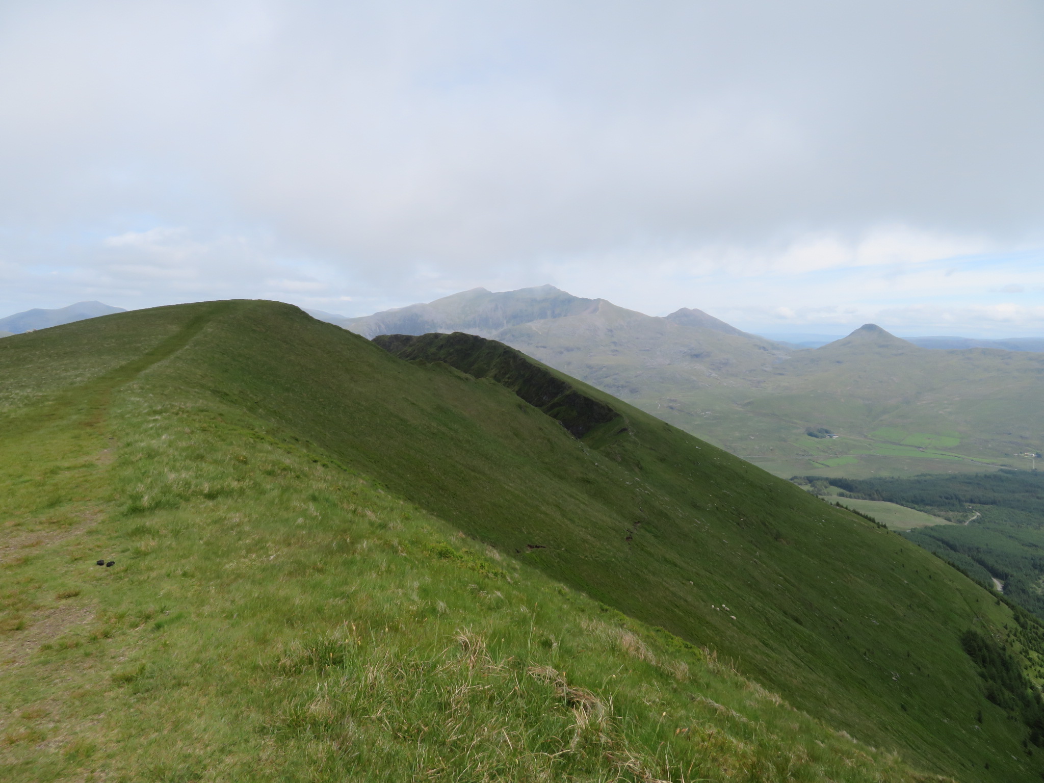 United Kingdom Wales Snowdonia, Mount Snowdon, Snowdon group behind central Nantlle Ridge, Walkopedia