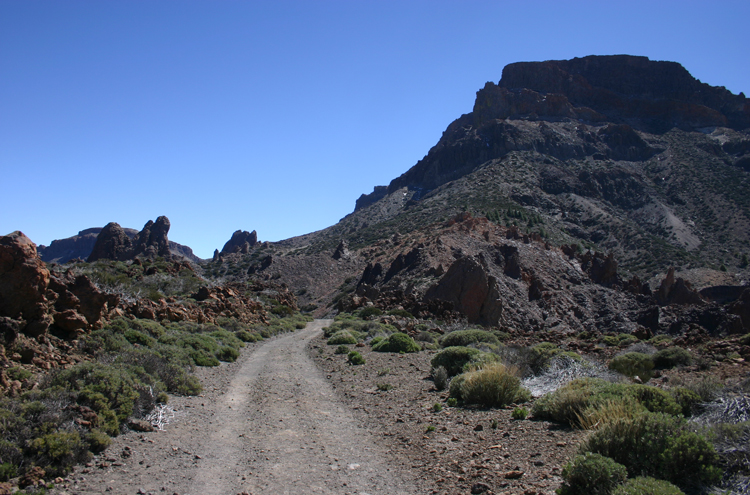 Spain Canary Islands: Tenerife, Las Canadas and El Tiede, Las Canadas track, Walkopedia