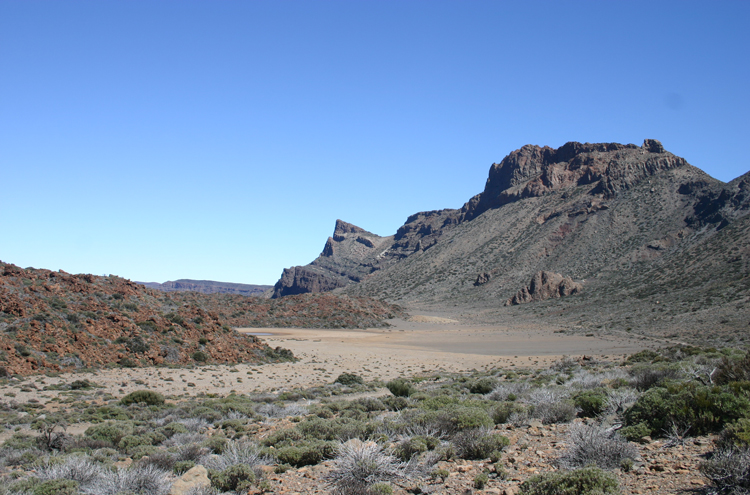 Spain Canary Islands: Tenerife, Las Canadas and El Tiede, Las Canadas, Walkopedia