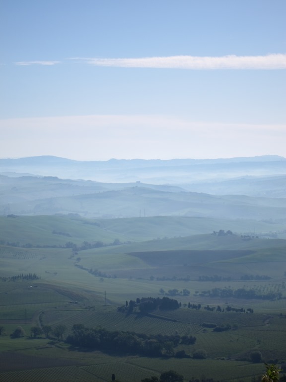 Italy, Via Francigena, Tuscan cliche, maybe... , Walkopedia