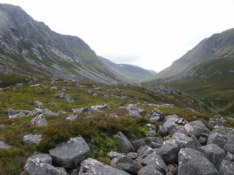 United Kingdom Scotland Cairngorms, Lairig Ghru, Lairig Ghru , Walkopedia