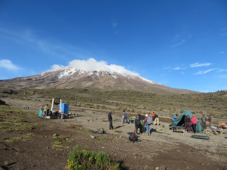 Tanzania Mount Kilimanjaro, Trekking Kilimanjaro , 3rd Cave camp, am, Walkopedia