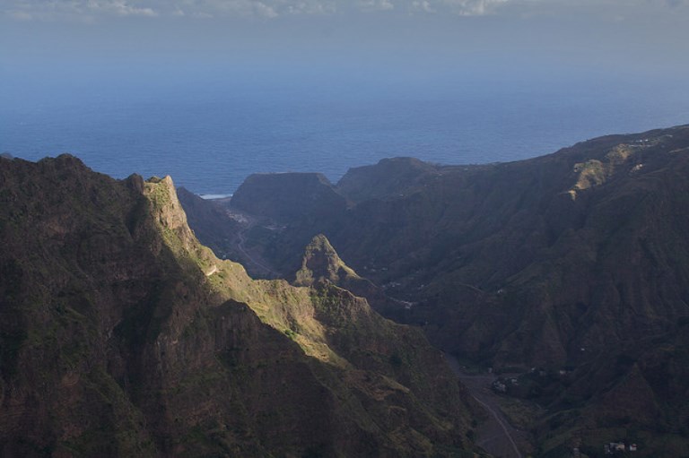 © dickdotcom... Cape Verde Islands: © dickdotcom...