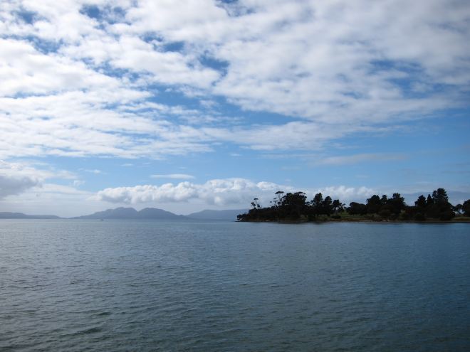 Australia Tasmania, Freycinet Peninsula, Across to Freycinet 2, Walkopedia