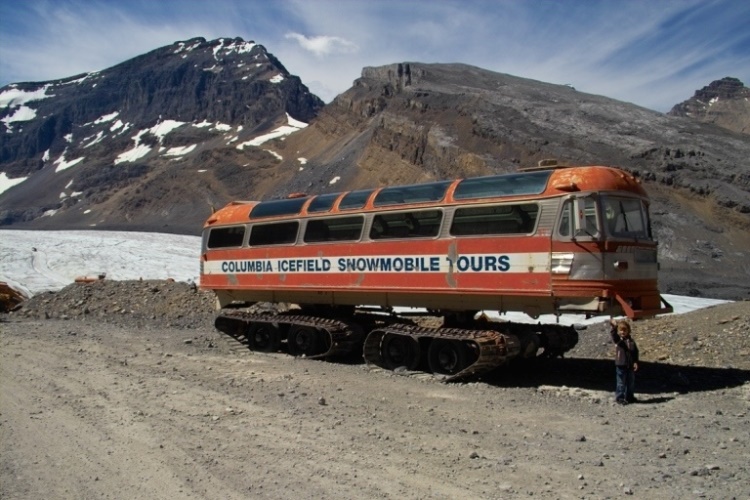 Canada Brit Col/Alberta, Columbia Icefield, Converted Greyhound , Walkopedia