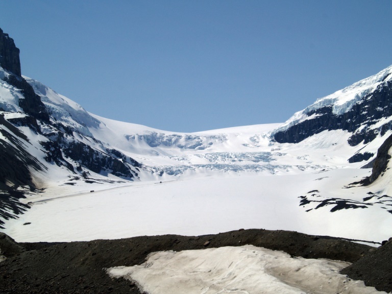 Columbia Icefield: © flickr user- Id_germain