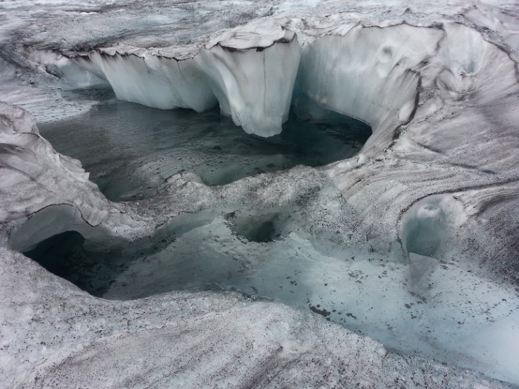 Columbia Icefield: © flickr user- Samuel Huron