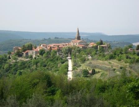 Croatia, Istria, Groznjan, Walkopedia